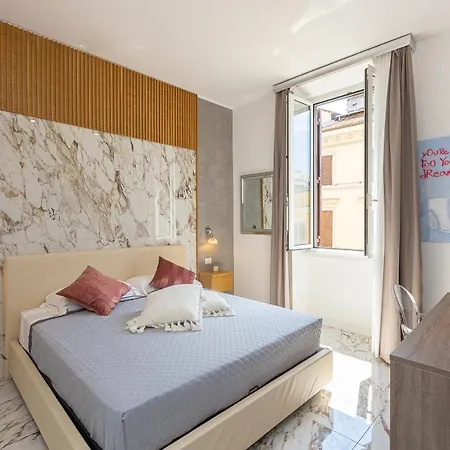 Kosmo Luxury בית הארחה 4*