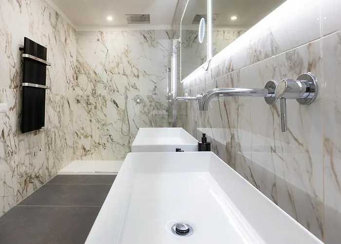 Kosmo Luxury Konukevi 4*