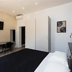 בית הארחה Kosmo Luxury
