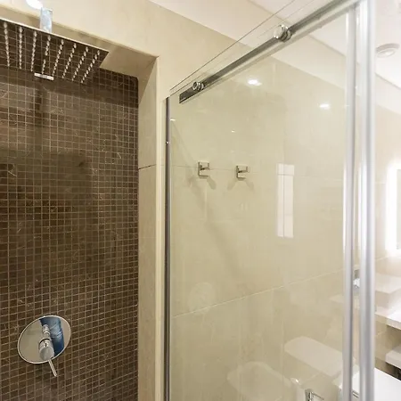 Kosmo Luxury Maison d'hôtes 4*